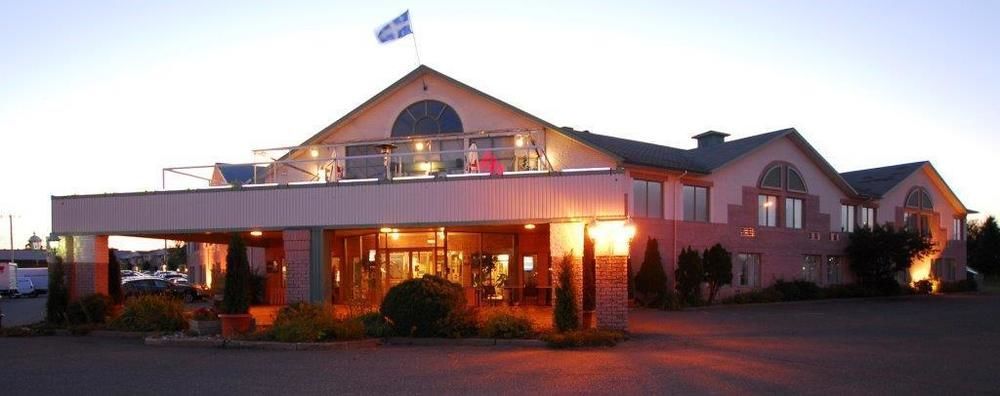 Hotel Travelodge By Wyndham Victoriaville Esterno foto