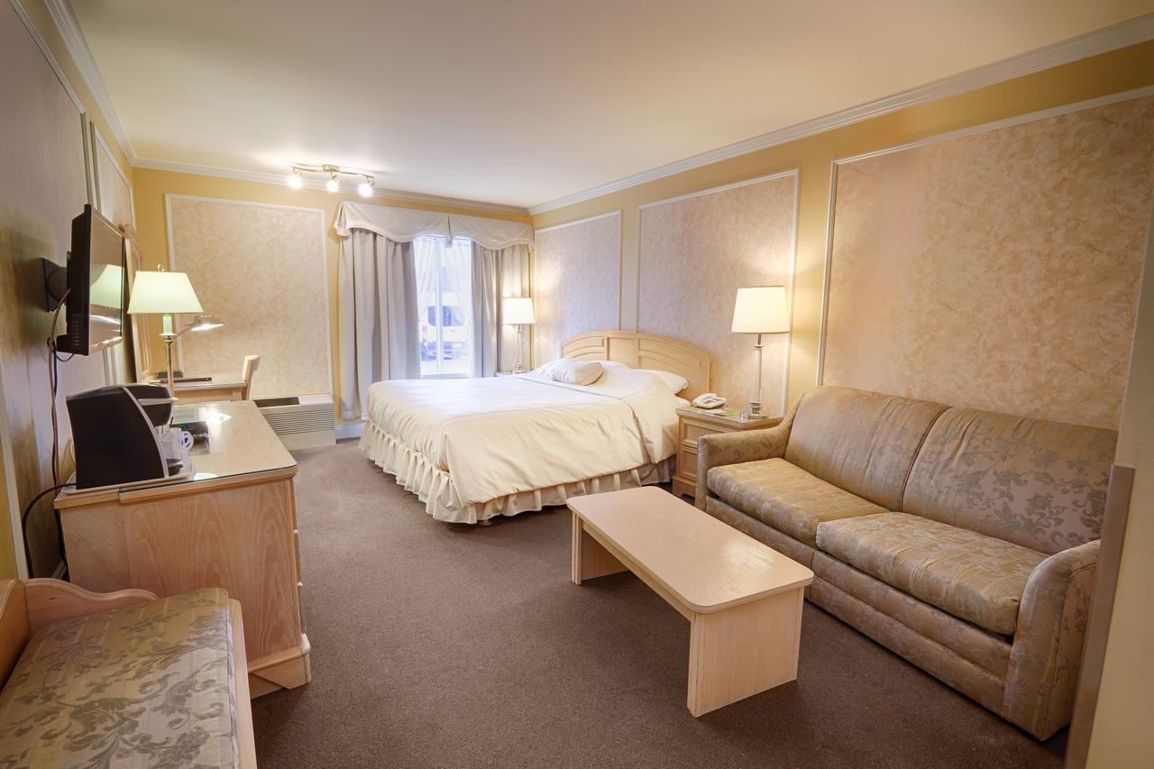 Hotel Travelodge By Wyndham Victoriaville Esterno foto