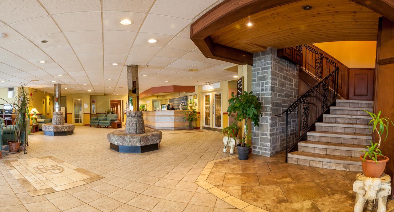 Hotel Travelodge By Wyndham Victoriaville Esterno foto