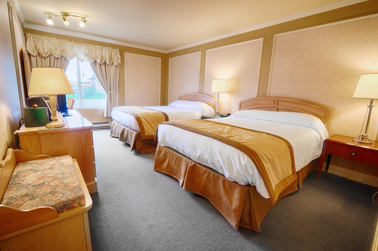 Hotel Travelodge By Wyndham Victoriaville Esterno foto
