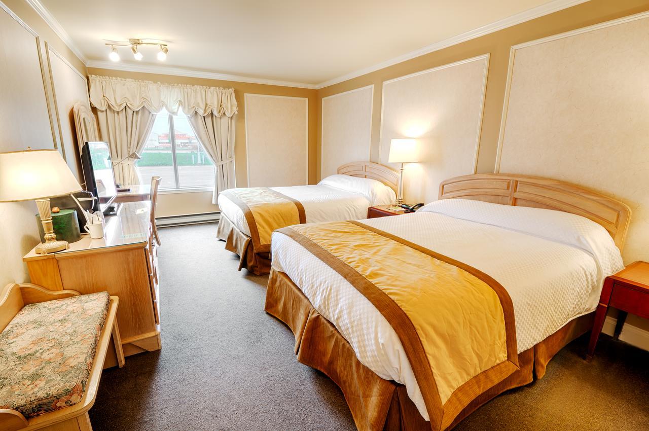 Hotel Travelodge By Wyndham Victoriaville Esterno foto
